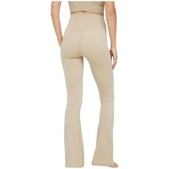 Offline by Aerie Real Me High Waisted Crossover Flare Legging - Picture 4 of 8